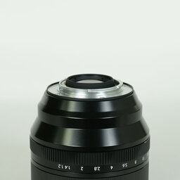 FUJIFILM XF56mmF1.2 R WR FUJIFILM XF56mmF1.2 R WR