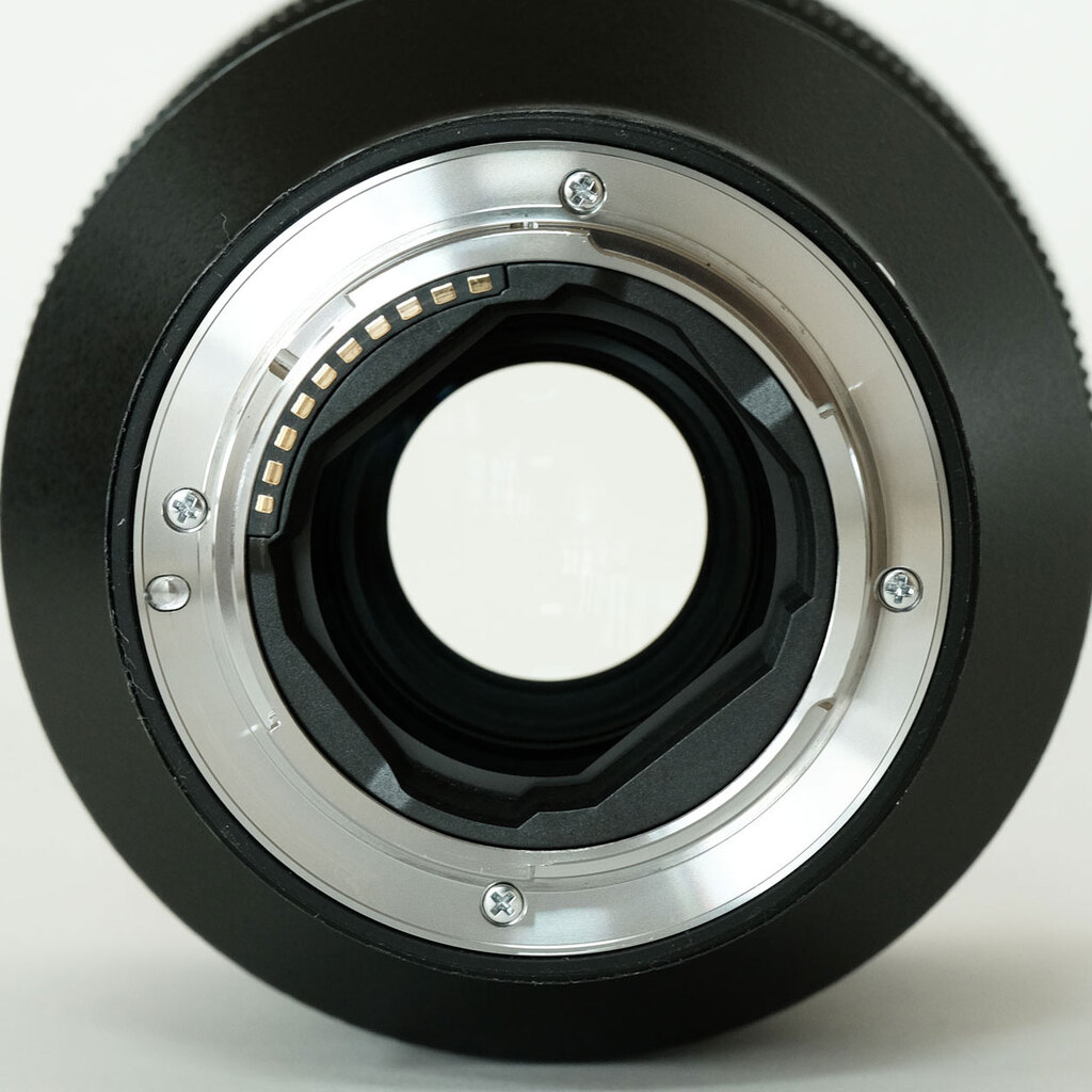 SONY FE 135mm F1.8 GM SEL135F18GM SONY FE 135mm F1.8 GM SEL135F18GM