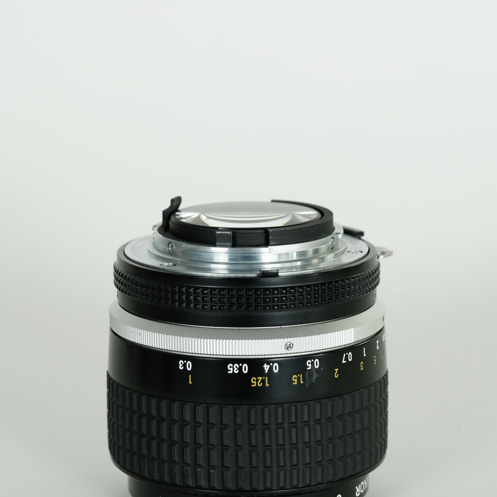Nikon Ai Nikkor 35mm F1.4S Nikon Ai Nikkor 35mm F1.4S