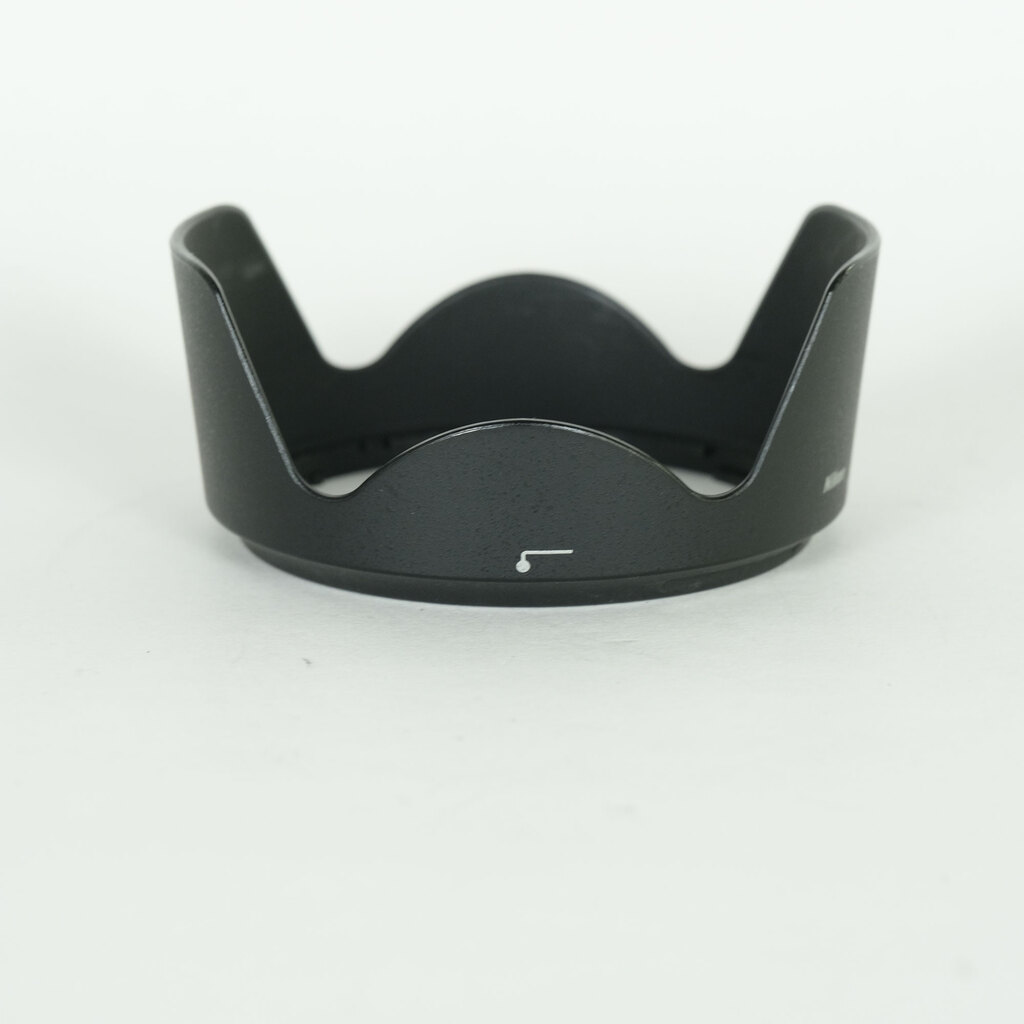 Nikon AF-S DX NIKKOR 16-85mm F3.5-5.6G ED VR Nikon AF-S DX NIKKOR 16-85mm F3.5-5.6G ED VR