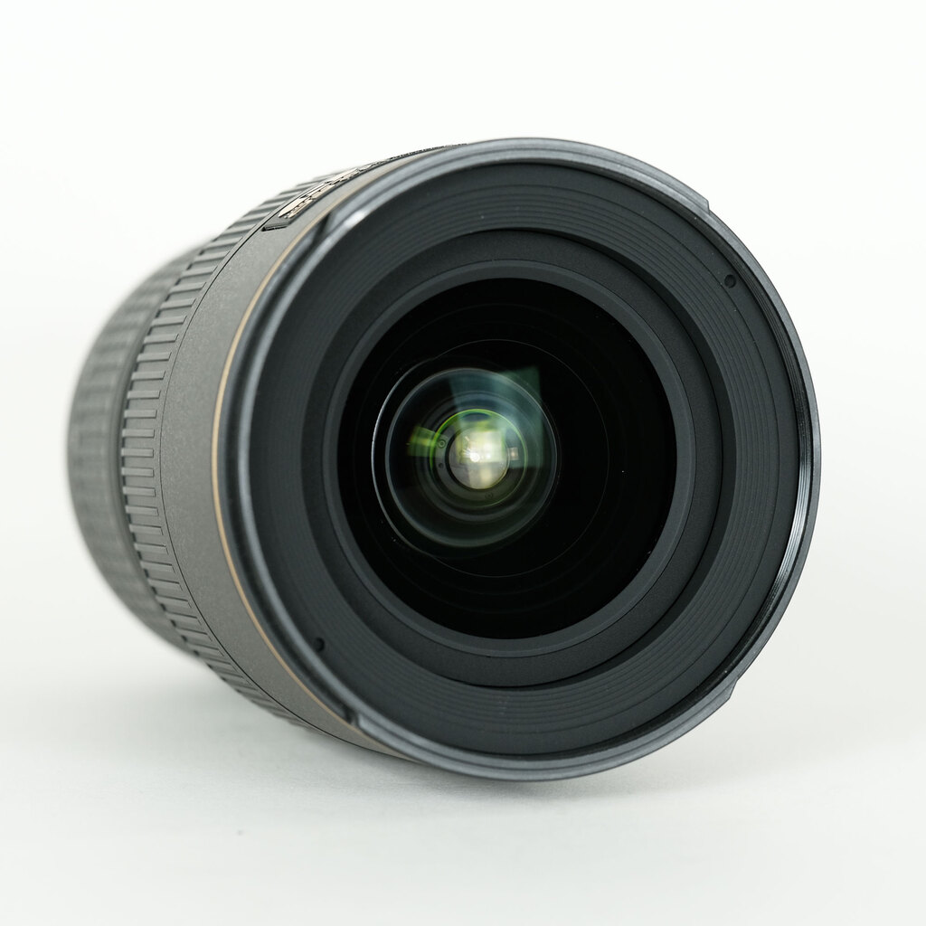 AF-S NIKKOR 16-35mm f4 G ED VR【訳ありジャンク】 Nikon AF-S NIKKOR 16-35mm F4 G ED VRの出品 | ONE SCENE（ワン