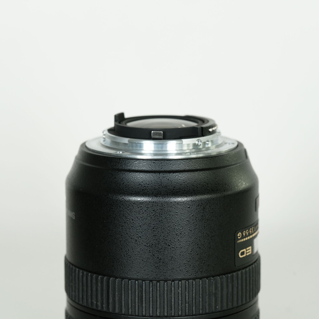 Nikon AF-S VR Zoom-Nikkor 24-120mm F3.5-5.6G IF-ED Nikon AF-S VR Zoom-Nikkor 24-120mm F3.5-5.6G IF-ED