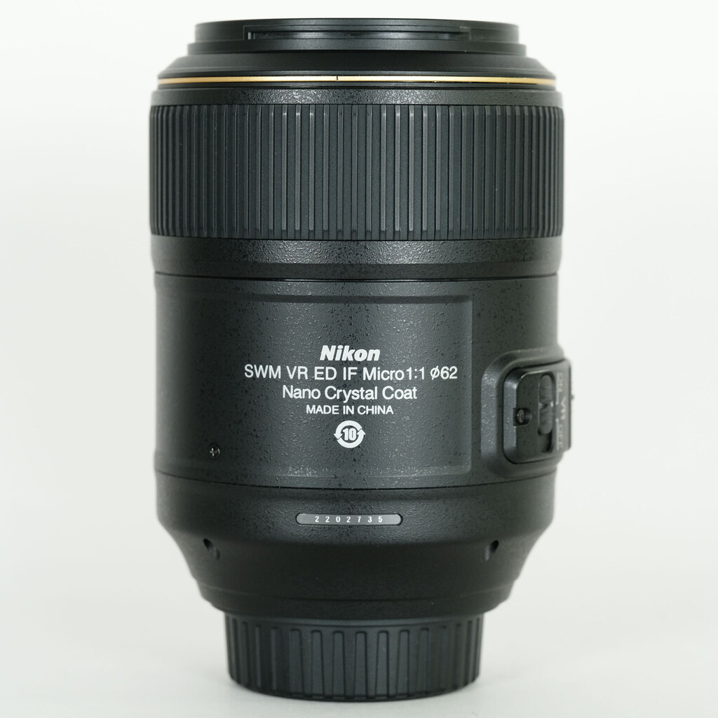 Nikon AF-S VR Micro-Nikkor 105mm f/2.8G IF-ED Nikon AF-S VR Micro-Nikkor 105mm f/2.8G IF-ED