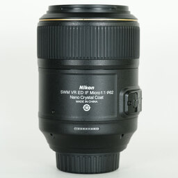 Nikon AF-S VR Micro-Nikkor 105mm f/2.8G IF-ED Nikon AF-S VR Micro-Nikkor 105mm f/2.8G IF-ED
