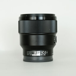 SONY FE 85mm F1.8 SEL85F18 SONY FE 85mm F1.8 SEL85F18