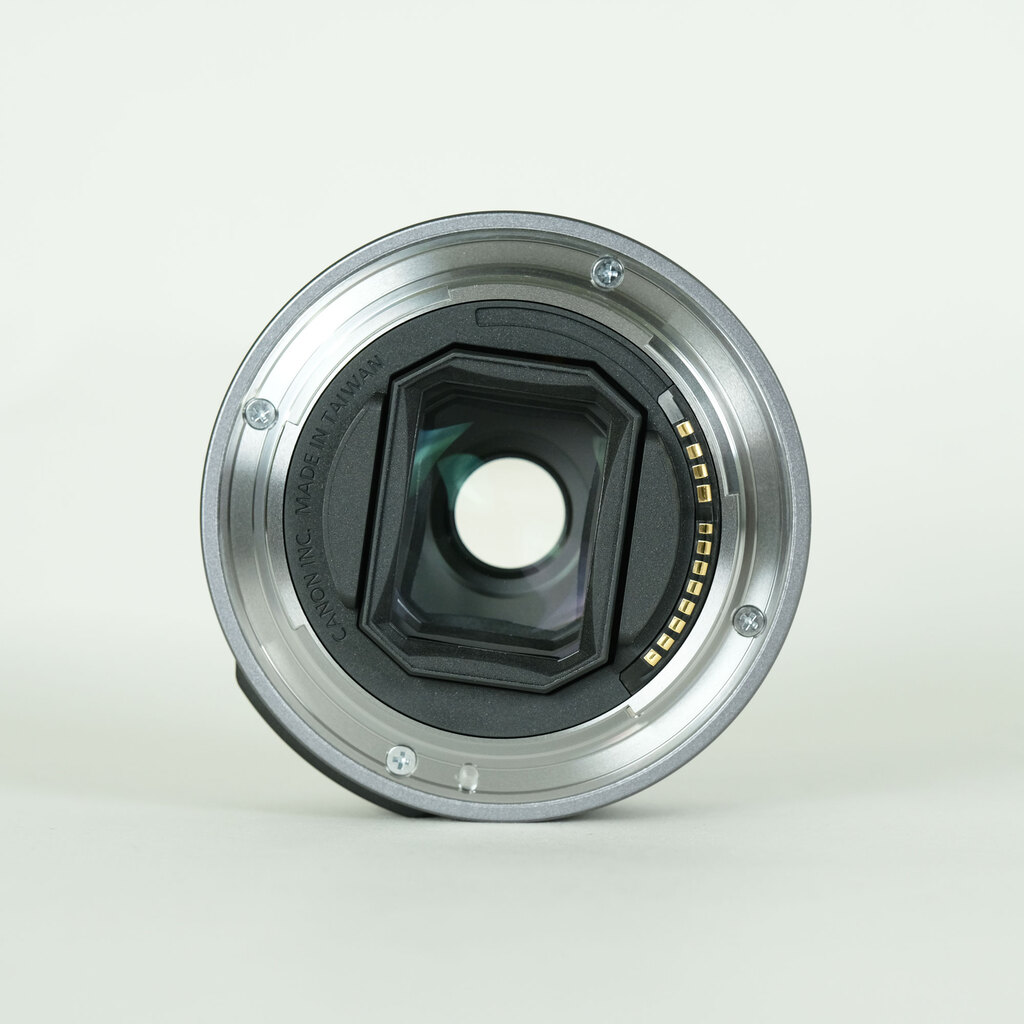 Canon RF28mm F2.8 STM