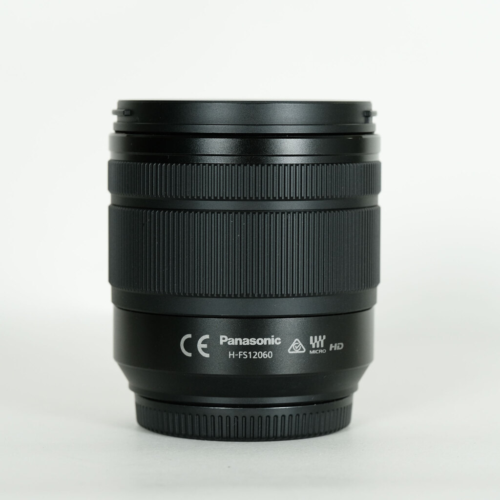 Panasonic LUMIX G VARIO 12-60mm / F3.5-5.6 ASPH. / POWER O.I.S. Panasonic LUMIX G VARIO 12-60mm / F3.5-5.6 ASPH. / POWER O.I.S.