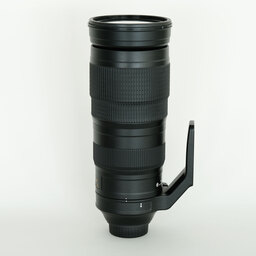 Nikon AF-S NIKKOR 200-500mm f/5.6E ED VR Nikon AF-S NIKKOR 200-500mm f/5.6E ED VR