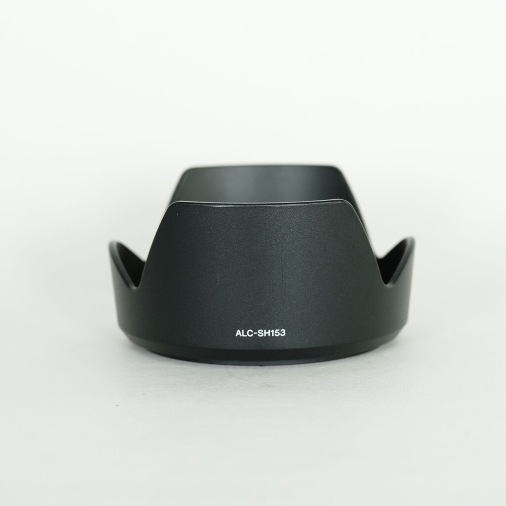 SONY E 18-135mm F3.5-5.6 OSS SEL18135