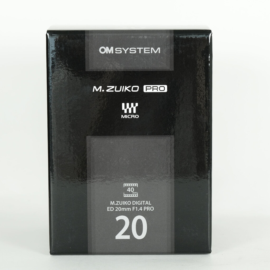 OLYMPUS M.ZUIKO DIGITAL ED 20mm F1.4 PRO OLYMPUS M.ZUIKO DIGITAL ED 20mm F1.4 PRO
