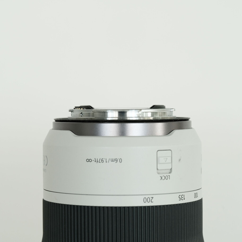 Canon RF70-200mm F4 L IS USM Canon RF70-200mm F4 L IS USM