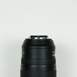 Nikon AF-S VR Zoom-Nikkor 70-300mm F4.5-5.6G IF-ED Nikon AF-S VR Zoom-Nikkor 70-300mm F4.5-5.6G IF-ED