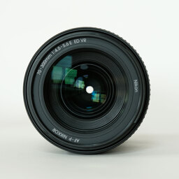 Nikon AF-P NIKKOR 70-300mm f/4.5-5.6E ED VR Nikon AF-P NIKKOR 70-300mm f/4.5-5.6E ED VR
