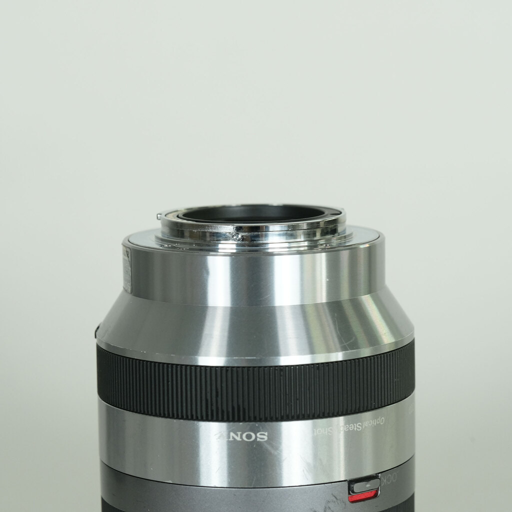 SONY E18-200mm F3.5-6.3 OSS SEL18200 SONY E18-200mm F3.5-6.3 OSS SEL18200