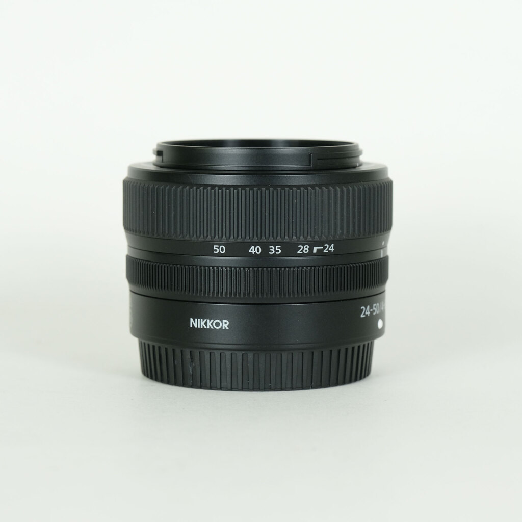 Nikon NIKKOR Z 24-50mm f/4-6.3 Nikon NIKKOR Z 24-50mm f/4-6.3