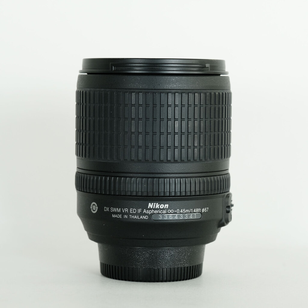Nikon AF-S DX NIKKOR 18-105mm F3.5-5.6G ED VR Nikon AF-S DX NIKKOR 18-105mm F3.5-5.6G ED VR