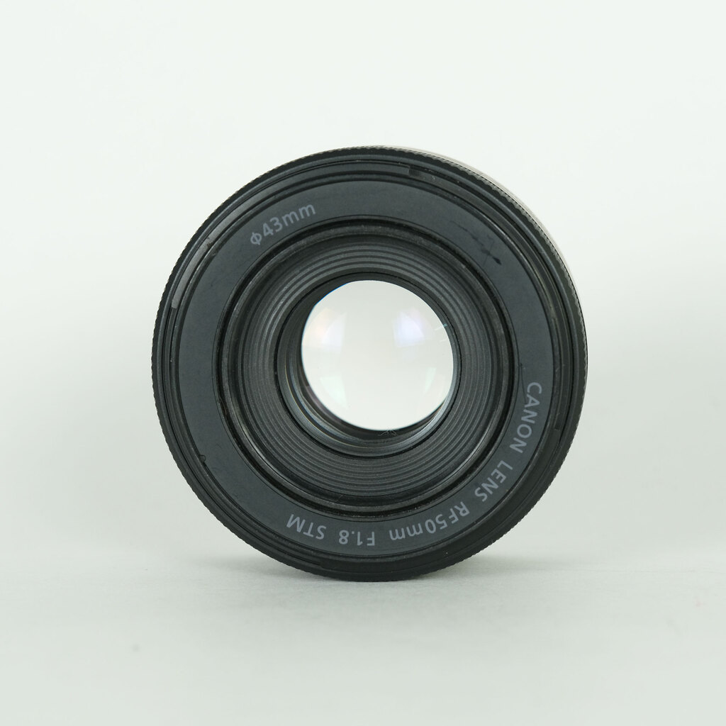 Canon RF50mm F1.8 STM