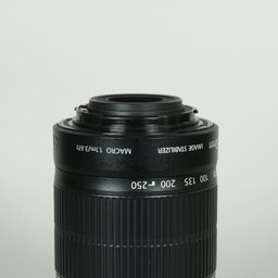 Canon EF-S55-250mm F4-5.6 IS II Canon EF-S55-250mm F4-5.6 IS II