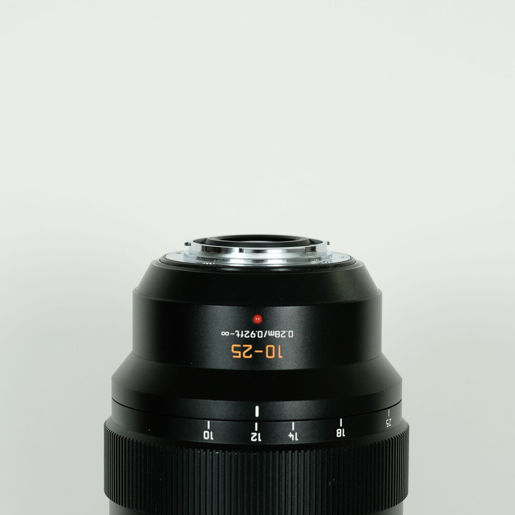 Panasonic LEICA DG VARIO-SUMMILUX 10-25mm / F1.7 ASPH. Panasonic LEICA DG VARIO-SUMMILUX 10-25mm / F1.7 ASPH.
