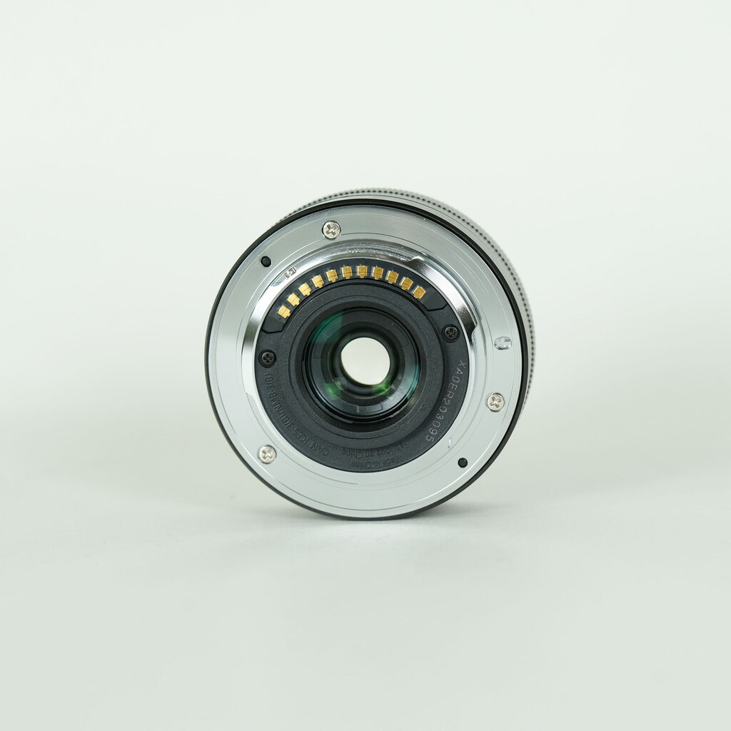 Panasonic LUMIX G VARIO 12-32mm / F3.5-5.6 ASPH. / MEGA O.I.S.