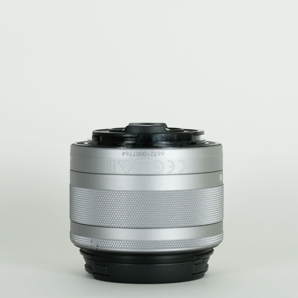 Canon EF-M15-45mm F3.5-6.3 IS STM Canon EF-M15-45mm F3.5-6.3 IS STM