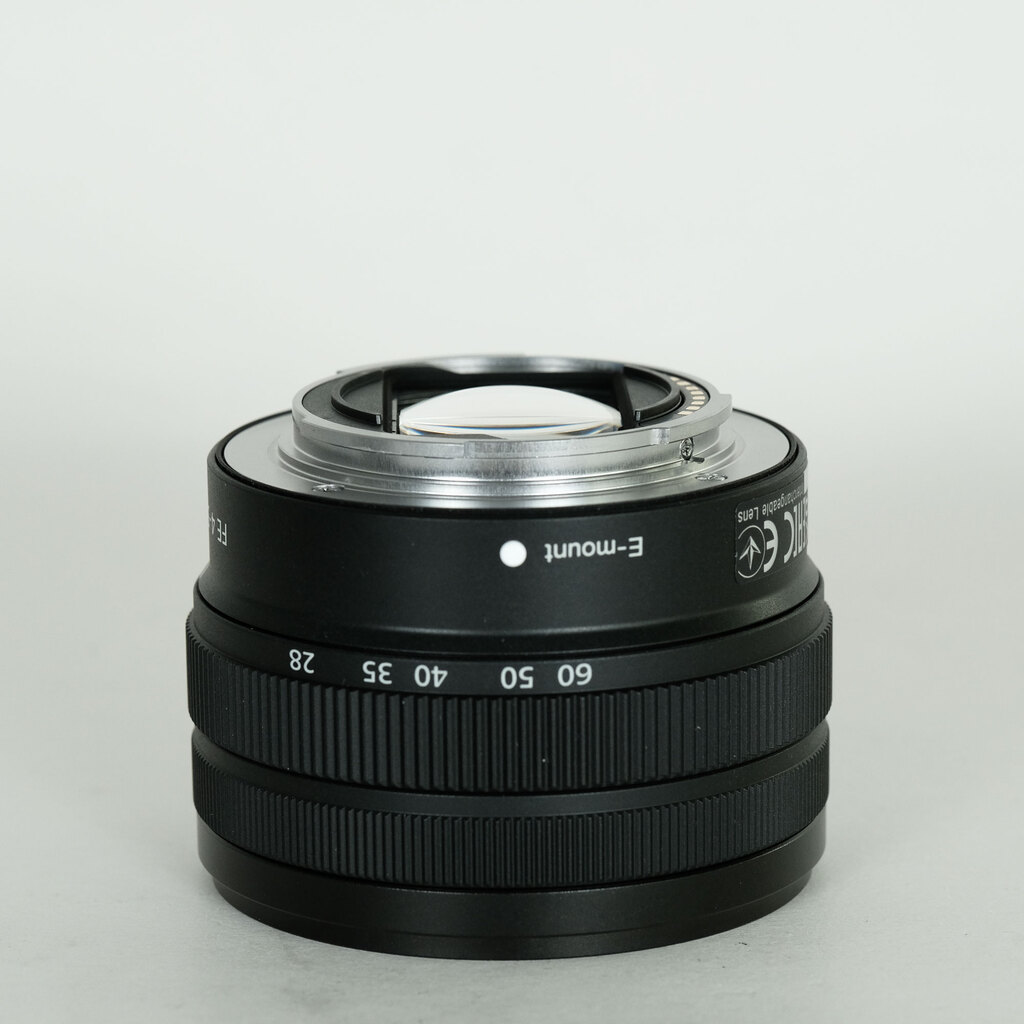 SONY FE28-60mm f4-5.6 美品 可変NDフィルター付き SONY FE28-60mm f4-5.6 美品 可変NDフィルター付き