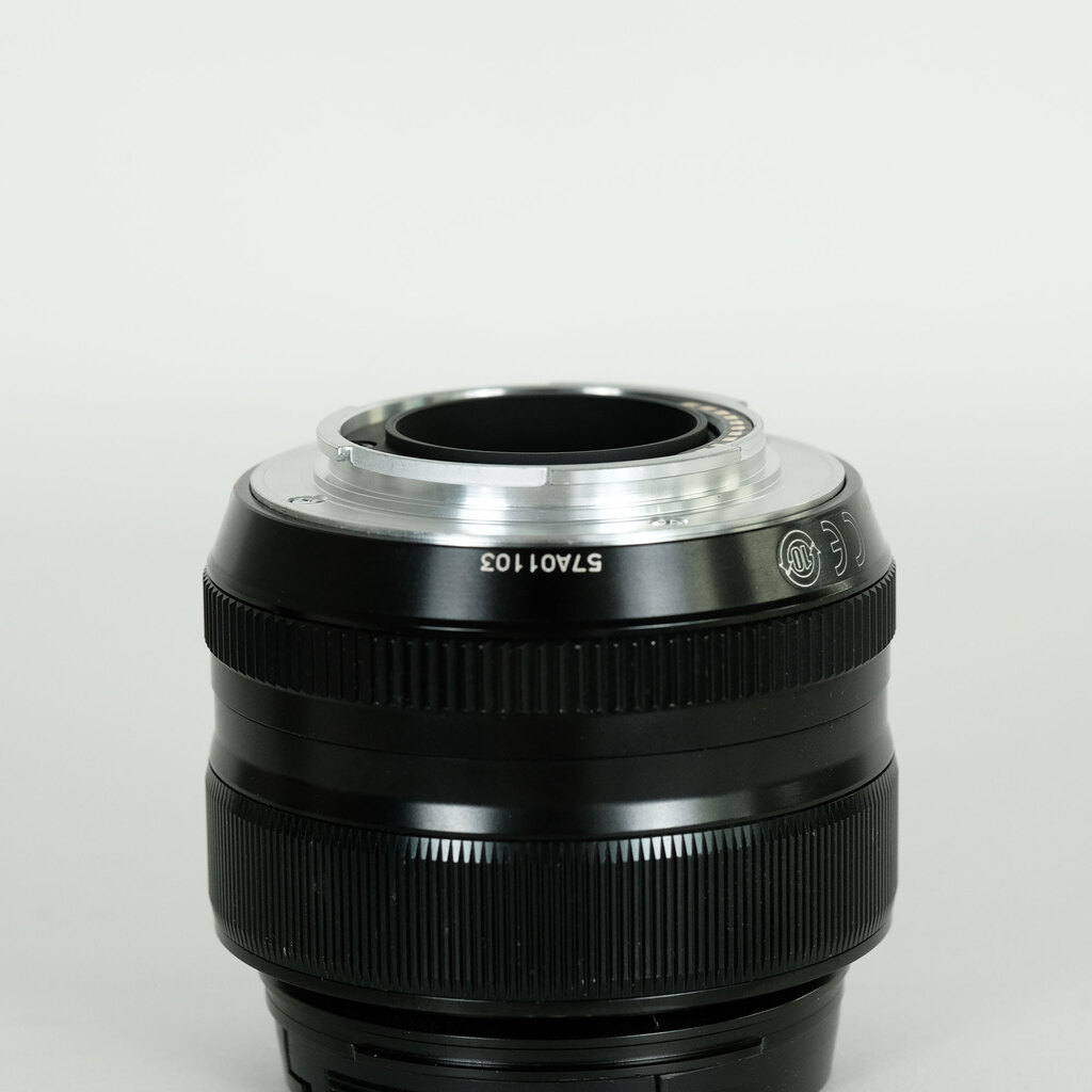 FUJIFILM XF35mmF1.4 R FUJIFILM XF35mmF1.4 R