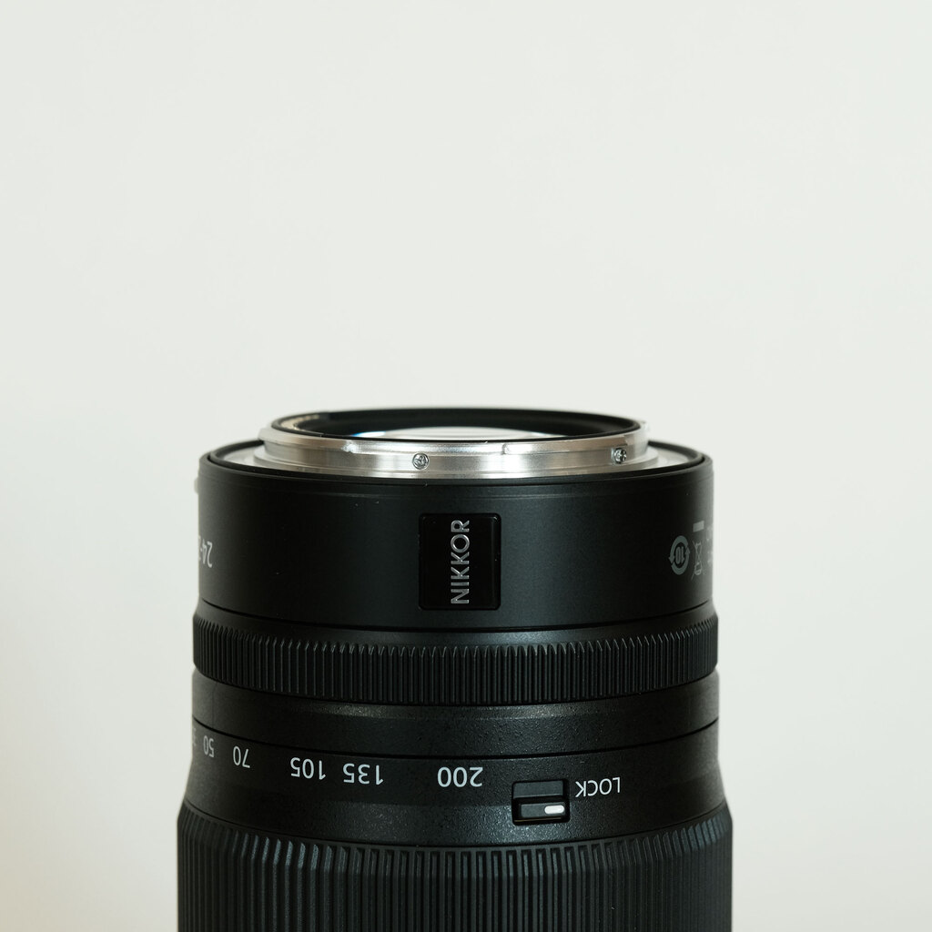 Nikon NIKKOR Z 24-200mm f/4-6.3 VR Nikon NIKKOR Z 24-200mm f/4-6.3 VR