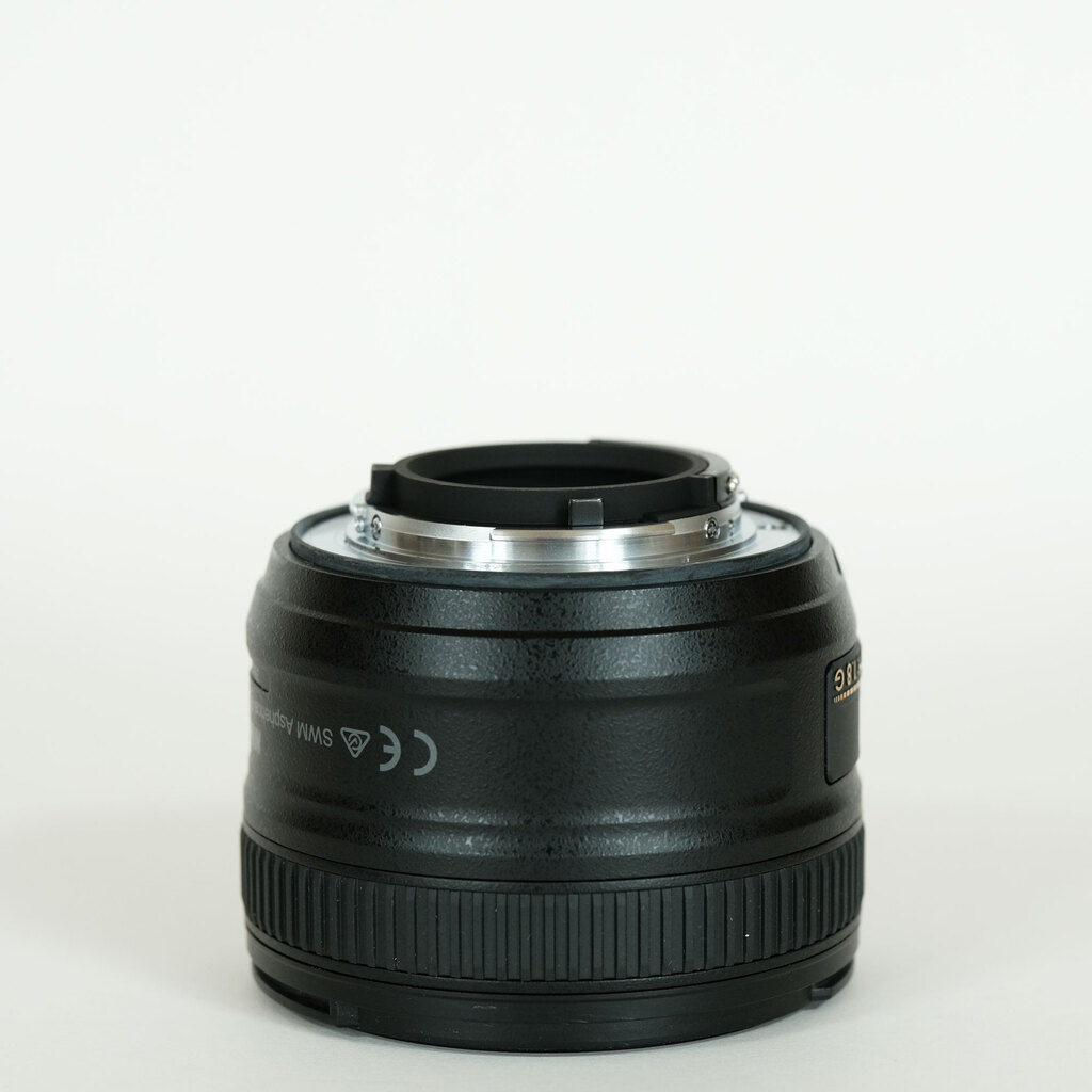 Nikon AF-S NIKKOR 50mm f/1.8G Nikon AF-S NIKKOR 50mm f/1.8G