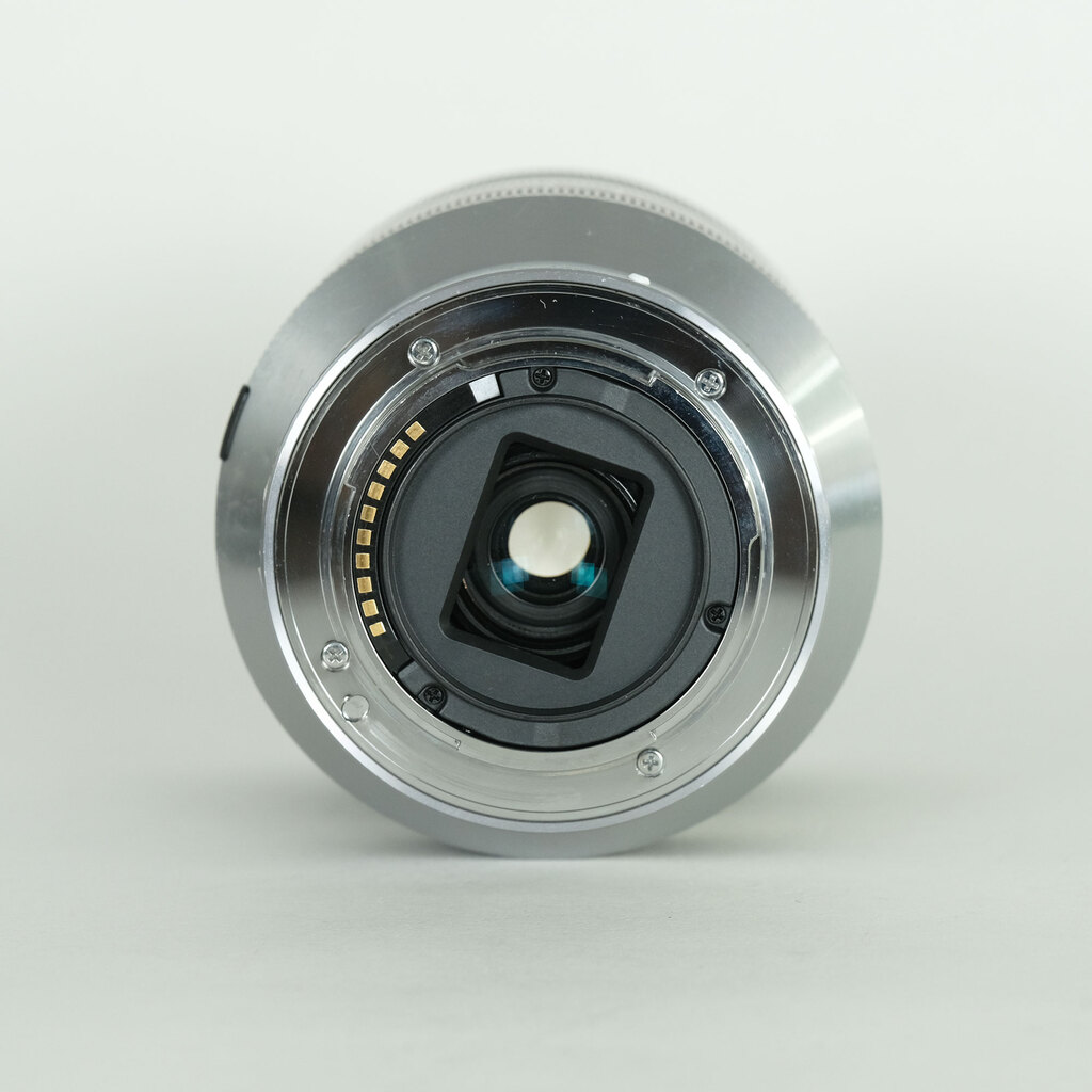 SONY E18-200mm F3.5-6.3 OSS SEL18200 SONY E18-200mm F3.5-6.3 OSS SEL18200