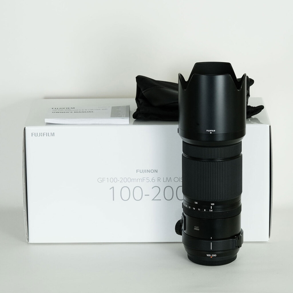 FUJIFILM GF100-200mmF5.6 R LM OIS WR FUJIFILM GF100-200mmF5.6 R LM OIS WR