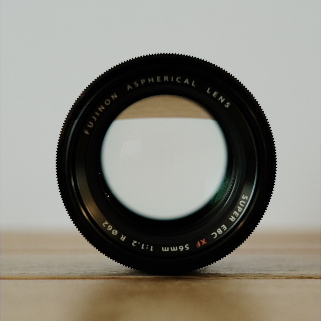 FUJIFILM XF56mmF1.2 R
