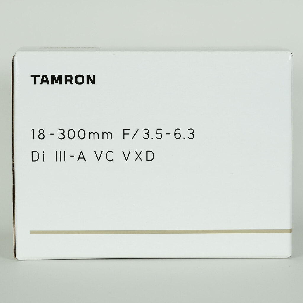 TAMRON 18-300mm F/3.5-6.3 Di III-A VC VXD (Model B061) [ソニーE用]