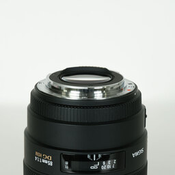 SIGMA 85mm F1.4 EX DG HSM [キヤノンEF用]