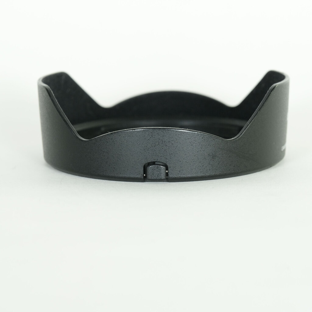 Canon EF16-35mm F4L IS USM Canon EF16-35mm F4L IS USM