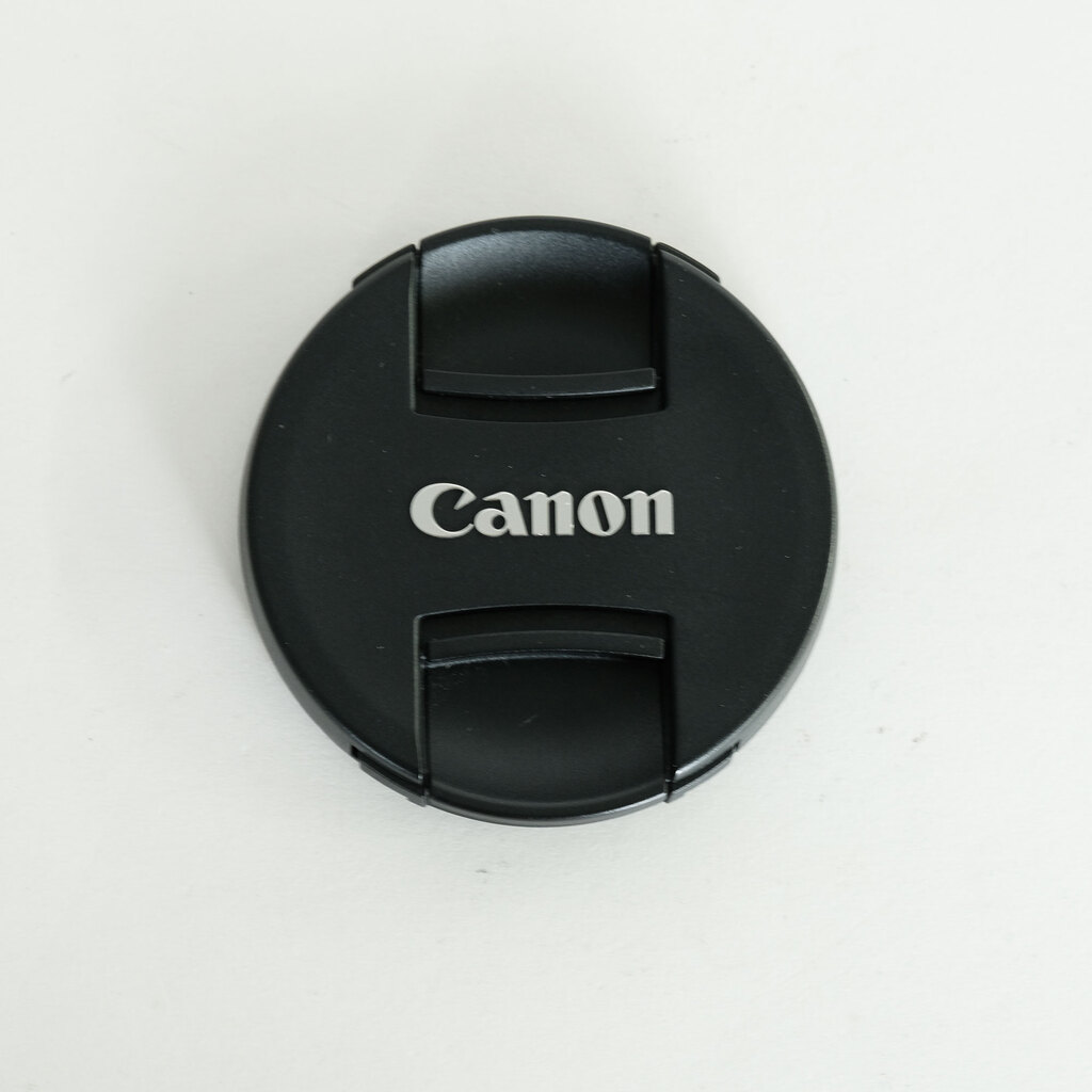 Canon EF-S18-135mm F3.5-5.6 IS STM Canon EF-S18-135mm F3.5-5.6 IS STM