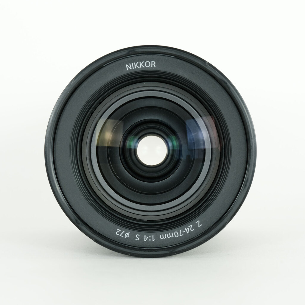 Nikon NIKKOR Z 24-70mm f/4 S Nikon NIKKOR Z 24-70mm f/4 S