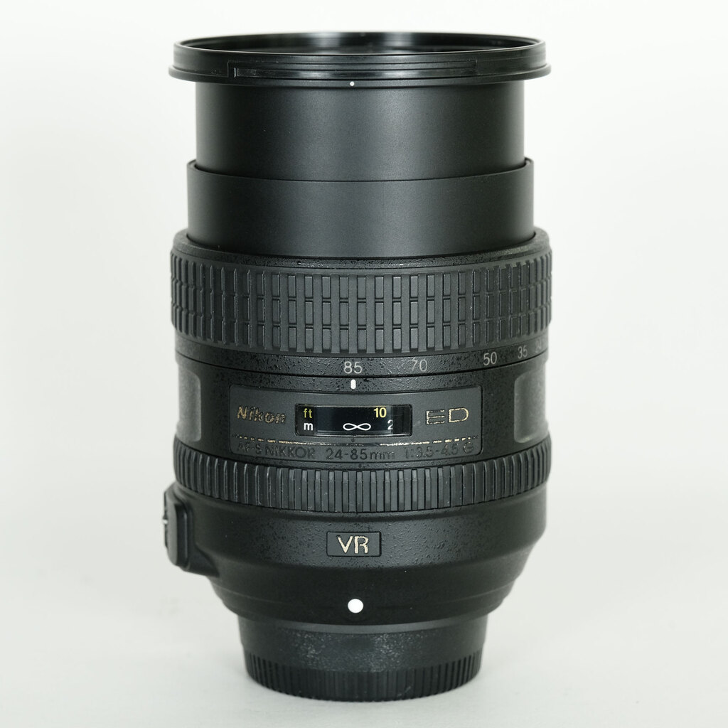 Nikon AF-S NIKKOR 24-85mm F3.5-4.5G ED VR Nikon AF-S NIKKOR 24-85mm F3.5-4.5G ED VR