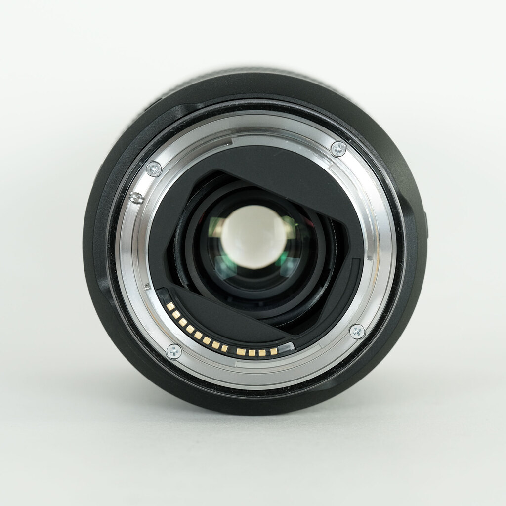 Canon RF24-105mm F4 L IS USM Canon RF24-105mm F4 L IS USM