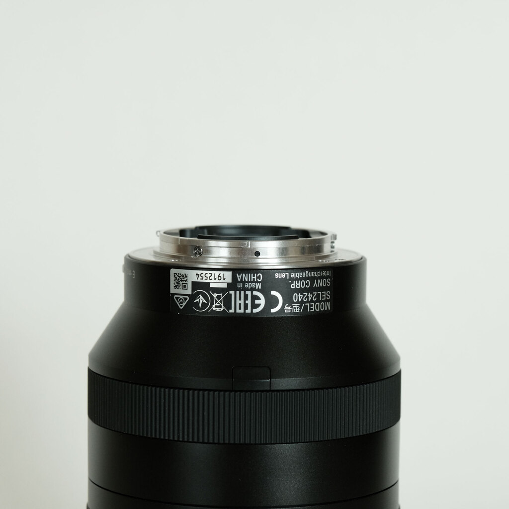 SONY FE 24-240mm F3.5-6.3 OSS SEL24240 SONY FE 24-240mm F3.5-6.3 OSS SEL24240