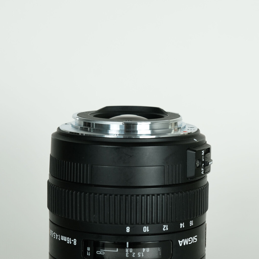SIGMA 8-16mm F4.5-5.6DC HSM (キヤノンEF用) SIGMA 8-16mm F4.5-5.6DC HSM (キヤノンEF用)