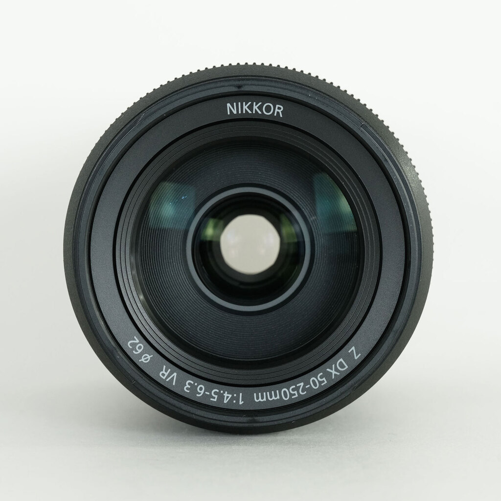 Nikon NIKKOR Z DX 50-250mm f/4.5-6.3 VR Nikon NIKKOR Z DX 50-250mm f/4.5-6.3 VR