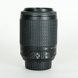 Nikon AF-S DX VR Zoom-Nikkor 55-200mm F4-5.6G IF-ED Nikon AF-S DX VR Zoom-Nikkor 55-200mm F4-5.6G IF-ED
