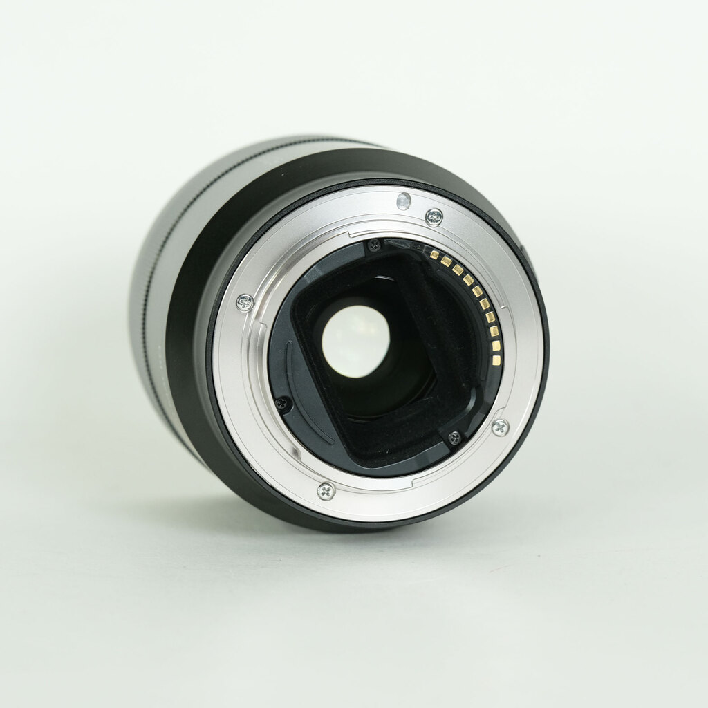 SONY FE 50mm F2.8 Macro SEL50M28 SONY FE 50mm F2.8 Macro SEL50M28