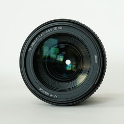 Nikon AF-P NIKKOR 70-300mm f/4.5-5.6E ED VR Nikon AF-P NIKKOR 70-300mm f/4.5-5.6E ED VR