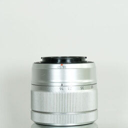FUJIFILM フジノン XC16-50mm F3.5-5.6 OIS シルバー FUJIFILM フジノン XC16-50mm F3.5-5.6 OIS シルバー