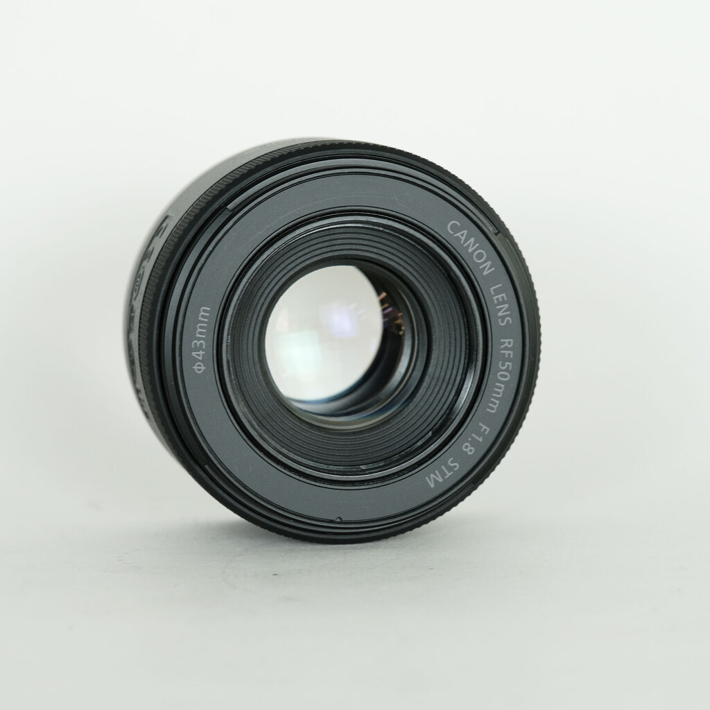 Canon RF50mm F1.8 STM Canon RF50mm F1.8 STM