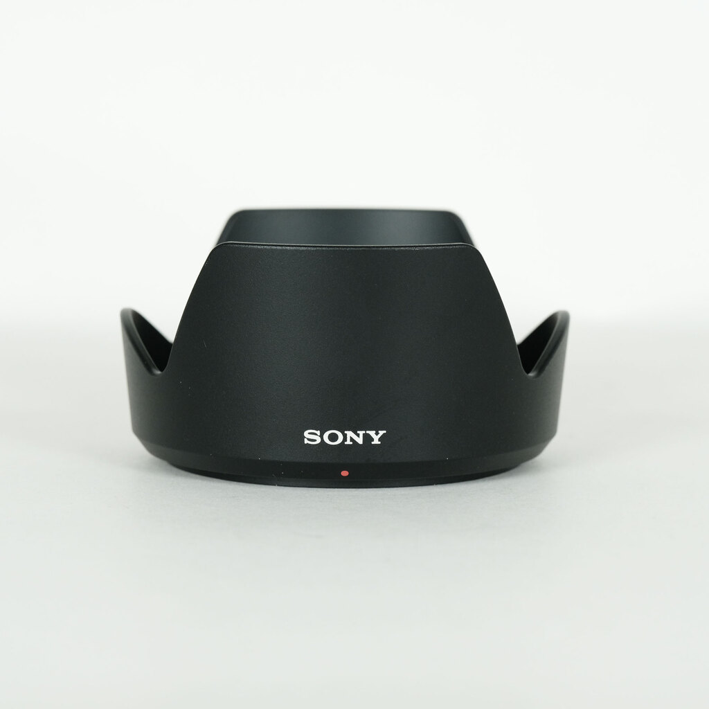 SONY E 18-135mm F3.5-5.6 OSS SEL18135 SONY E 18-135mm F3.5-5.6 OSS SEL18135