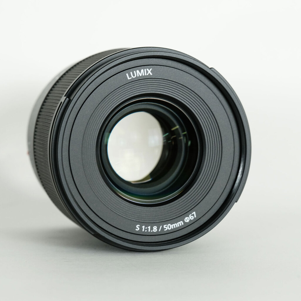 Panasonic LUMIX S 50mm F1.8 Panasonic LUMIX S 50mm F1.8