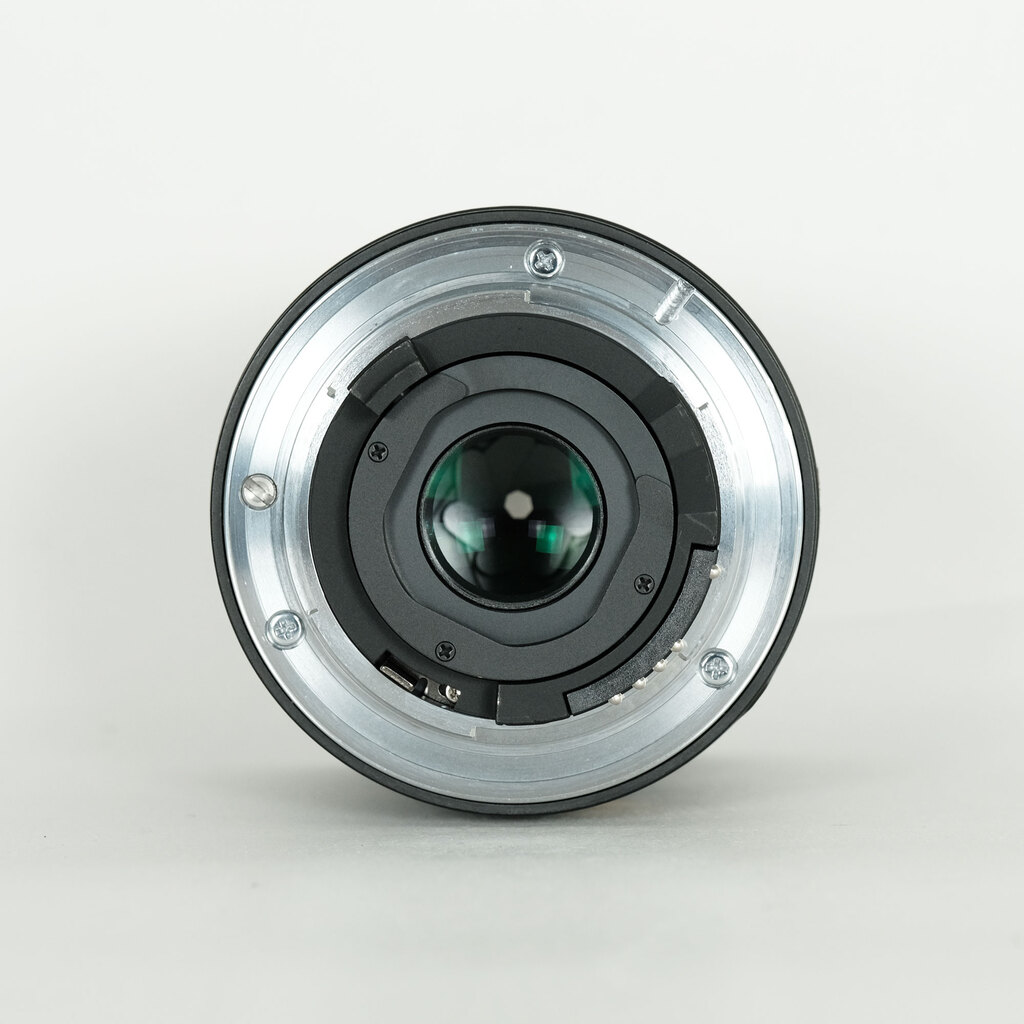 Nikon AF DX Fisheye-Nikkor 10.5mm F2.8G ED Nikon AF DX Fisheye-Nikkor 10.5mm F2.8G ED